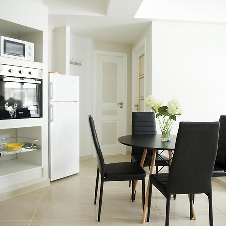 Praxitelis Luxury Apartments Афины Экстерьер фото