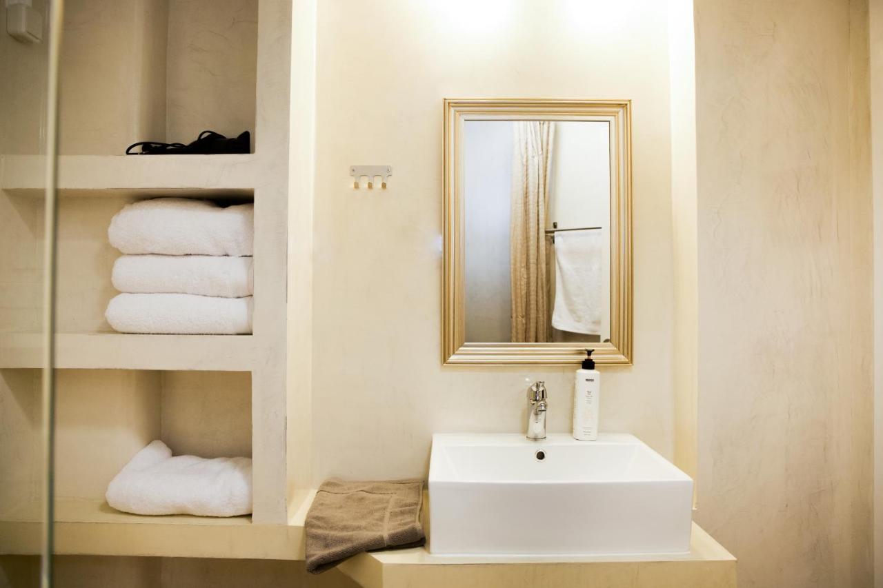 Praxitelis Luxury Apartments Афины Экстерьер фото